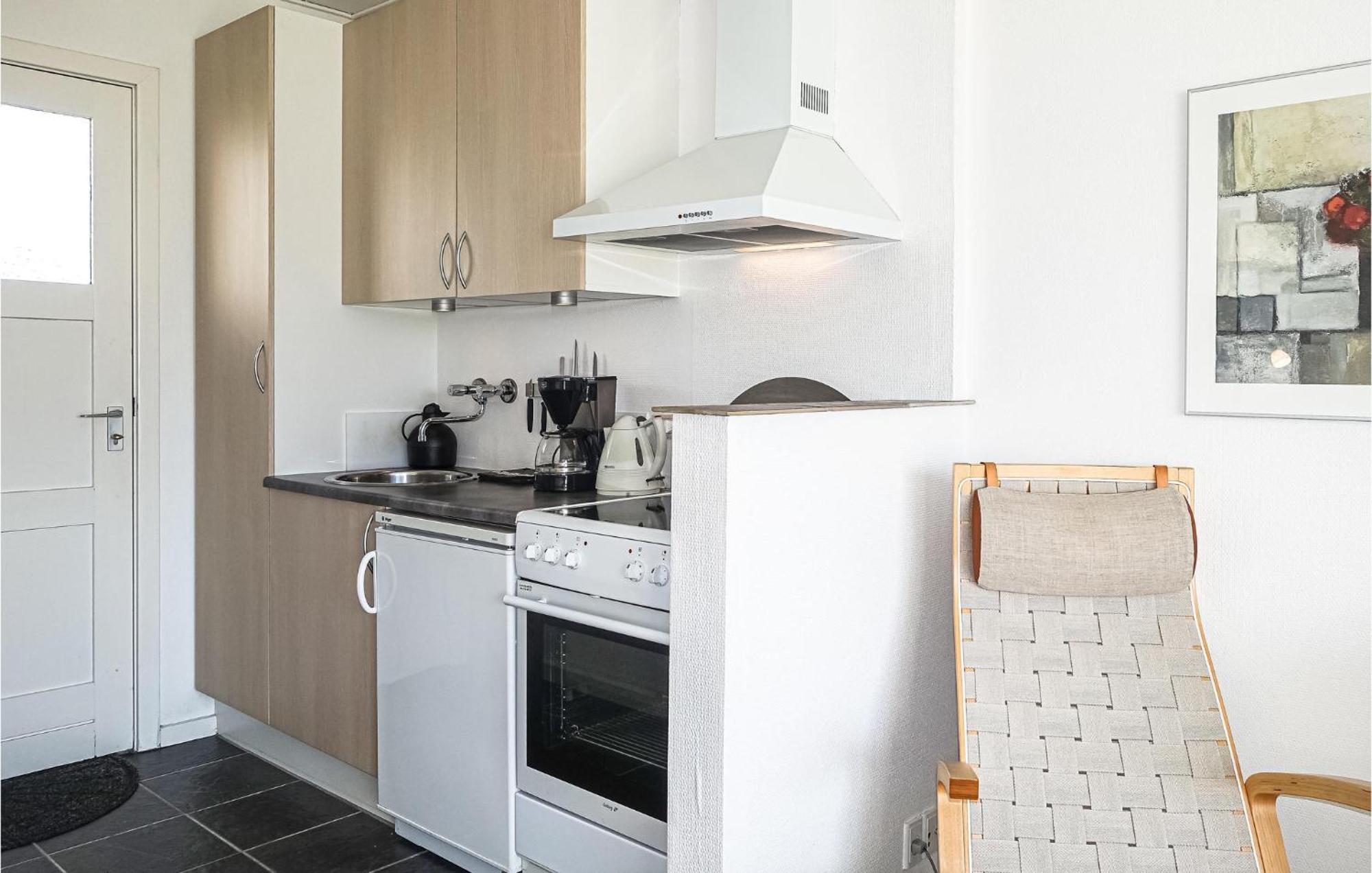 Nice Apartment In Allinge With House Sea View ภายนอก รูปภาพ