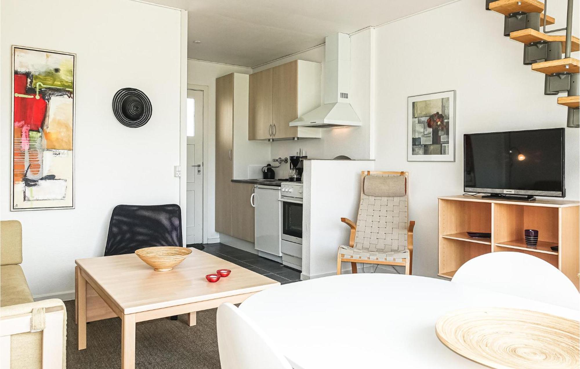 Nice Apartment In Allinge With House Sea View ภายนอก รูปภาพ