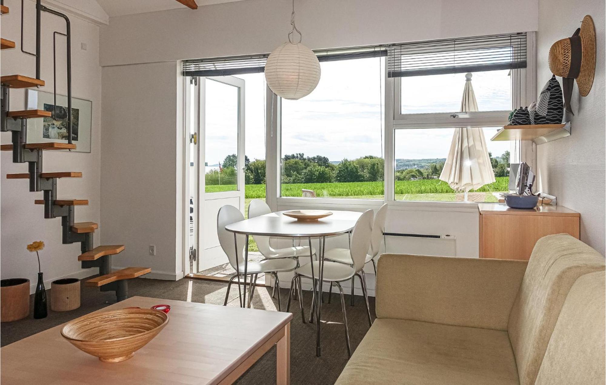 Nice Apartment In Allinge With House Sea View ภายนอก รูปภาพ